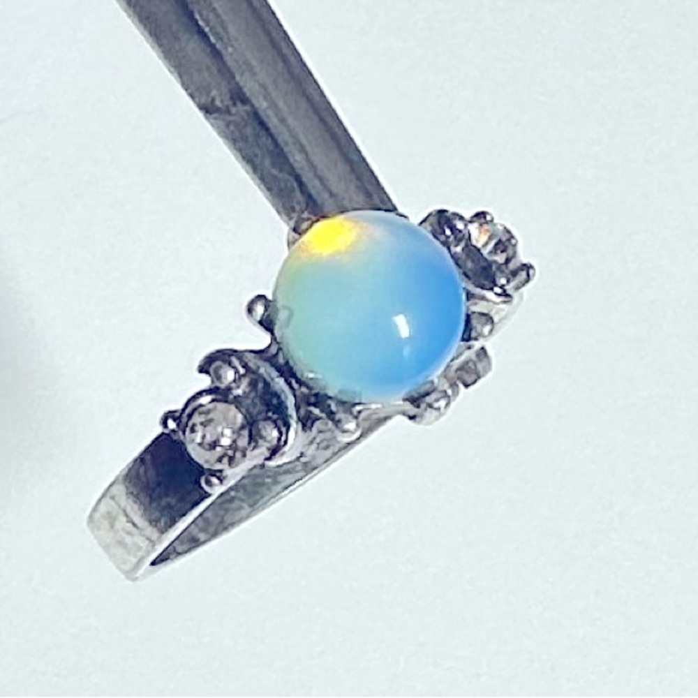 Opal silver ring